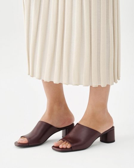 Vagabond Piper Mules - Dunkelrotes, Leder Vagabond Piper Mules - Dunkelrotes, Leder