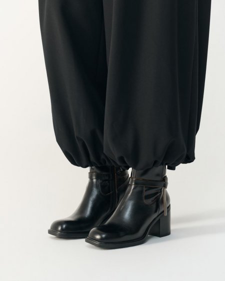 Vagabond Meryl Stiefel - Schwarzes, Leder/Kontrastkanten