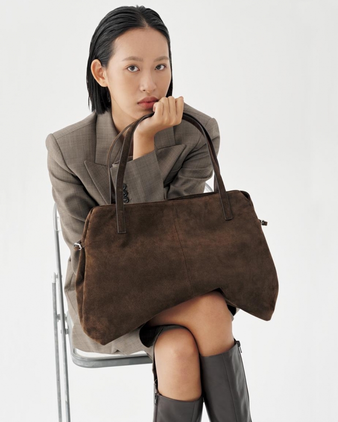 Vagabond Cannes Tasche - Dunkelbraunes, Veloursleder Vagabond Cannes Tasche - Dunkelbraunes, Veloursleder