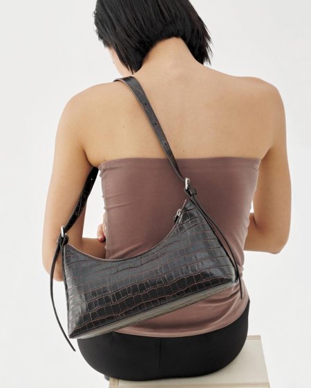 Vagabond Bari Mini Tasche - Braunes, Geprägtes Leder Vagabond Bari Mini Tasche - Braunes, Geprägtes Leder